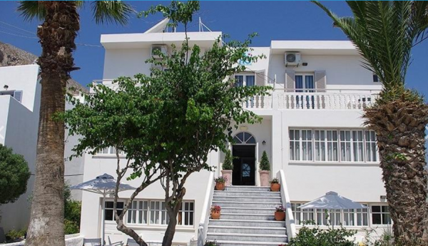 Kamari Blue Boutique Hotel