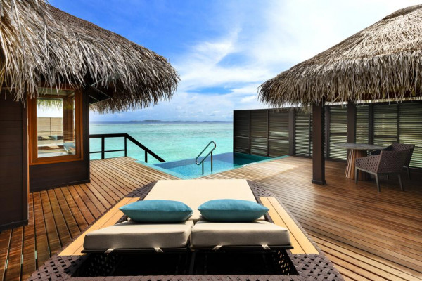 Sheraton Maldives Full Moon