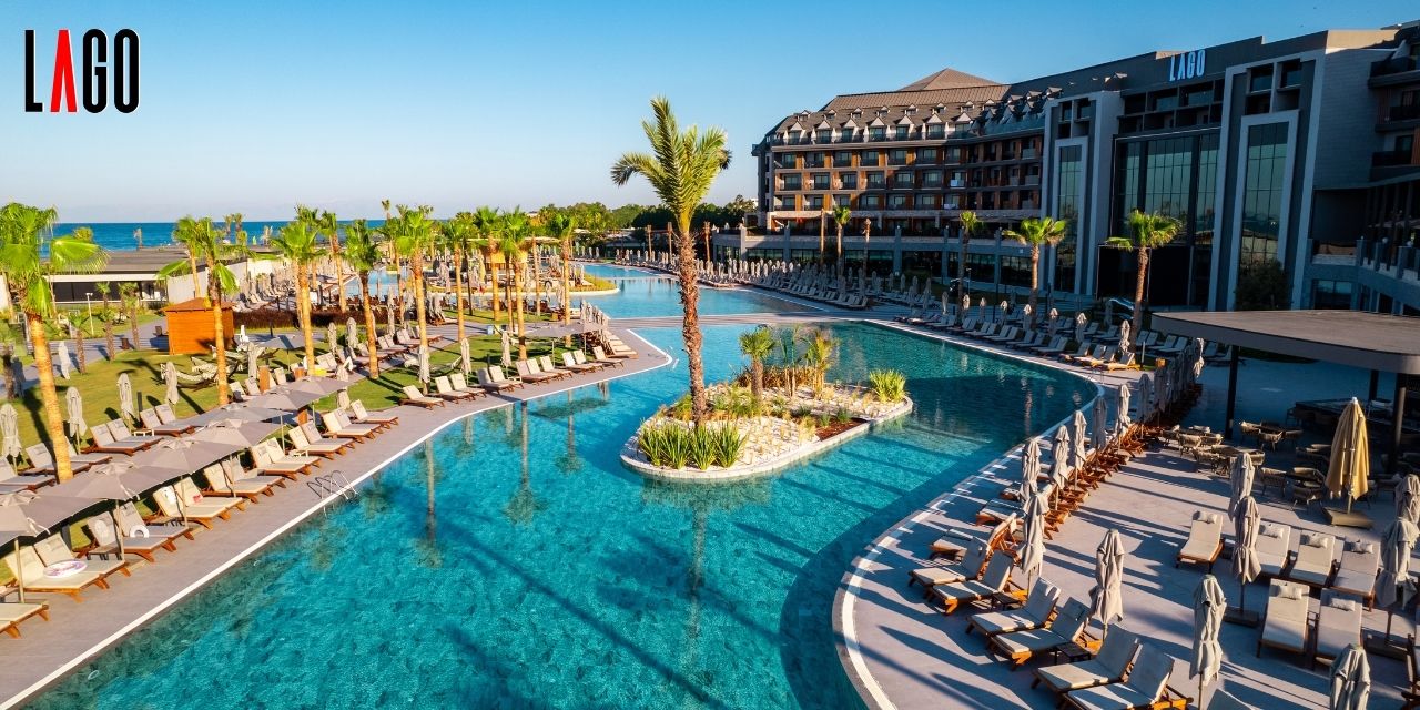Lago Hotel