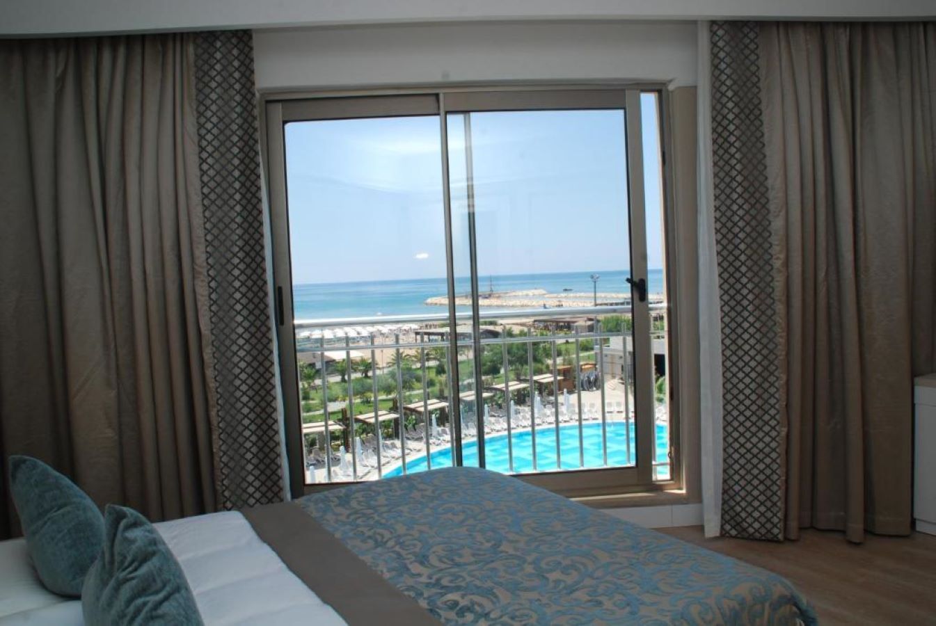 Seamelia Beach Resort